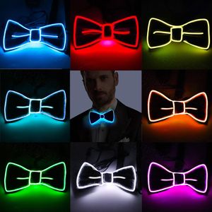 Led Light Up Papillon Neon Cravatta Festa in maschera Papillon luminoso Glow In The Dark Compleanno Matrimonio Costume cosplay Forniture CPA7043 915