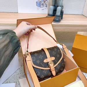 Fashion Women Luxurys Designers shoulder Bag emboss Handbags high quality Leather CrossBody handbag Ladie camera Bag CHD23091511 xrong_totes