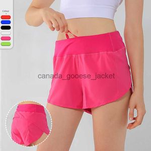 Active Sets Womens Yoga Shorts Outfits With Exercise Fitness Wear Short Pants Girls Running Elastic Pants Sportswear PocketsL230915