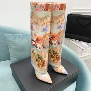 Nuovi stivali al ginocchio con punta a punta stampata plateau Stampa 3D Stiletto Fashion Slip-On Stivali alti da donna scarpe jacquard di design di lusso35-41