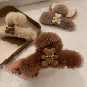 Kvinnor Plush Hair Claw Faux Rabbit Fur Hair Clip Soft Faux Fur Barrettes Fashion Hairn Pin Flocked Bear-Shape Hair Accessories