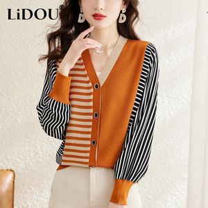 Women's Knits Tees Autumn Winter Fake Two Pieces Patchwork Sweater Cardigan Ladies Loose Casual Allmatch Buttons Knitted Coat Top Clothing 230914