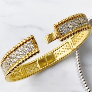 Women Crystal Bangle Jewelry 18k Gold Color Lucky Sparkling Three Rows of Diamond Bangle Armband Alla hjärtans dagsmycken GI304Q