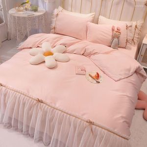 Conjuntos de cama Princesa Lace Ruffles Colcha Set Ice Silk Bed Sheet Quilt Cover Fronhas Lavadas Luxo Cor Sólida Roupas