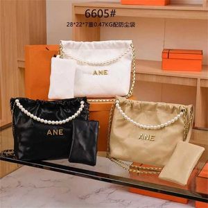 올해의 인기있는 Small for Women 's Summer Versatile 2023 New Lingge Chain Crossbody Pearl Buket Bag B60