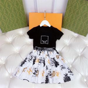 Summer Girl Two Piece Set Princess Style Short Sleeved Pleated Skirt Cute Children Half Body Skirts Suit Sweety Girls Clothing Sets