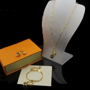 Europe America Fashion Jewelry Sets Lady Womens Gold-color Metal Engraved V Initials Black Enamel Egg Pendant Long Necklace Bracel286q