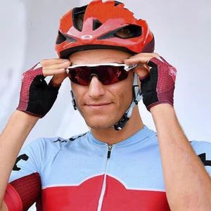 Oakleiess Occhiali da sole da uomo Ciclo Occhiali da sole sportivi Designer Donna Equitazione Ciclismo Occhiali da ciclismo polarizzati MTB Spiaggia all'aperto J6R8# 62N4 U2 K6NB NO0F