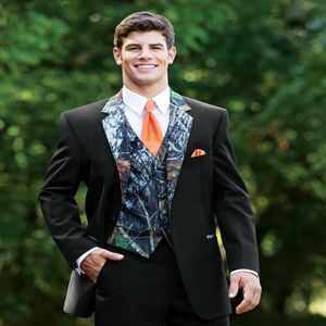 New Camouflage Tuxedos Unique One Button Camo Mens Wedding Suits Notched Lapel Groom Wear Prom Suits For Men Jacket Pants Vest T283b