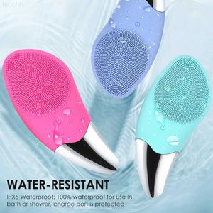 Electric Face Scrubbers Silicone Face Cleansing Heating Brush Electric Facial Cleanser Exfoliator Cleansing Skin Deep Washing Massage Skin Care Brush L230920