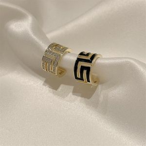 Herkunft Sommer Koreanische Mode Schwarz Silber Farbe Geometrische Kreis Hoop Ohrringe für Frauen Exquisite Strass Ohrringe Jewelry275b