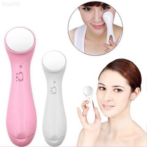 Electric Face Scrubbers Electric Anti-wrinkle Whiten Ionic Face Cleaner Massager Wihte Facial Cleanser Scrub Brush Face Roller Ion Vibrating L230920L2030920