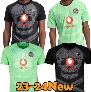 S-XXL 23 24 Orlando Pirates maglie da calcio Hotto Mosele Mabasa Nyauza Lorch Monyane Nyauza Puie Hotto 2023 2024 Maglia da calcio da uomo per casa lontano