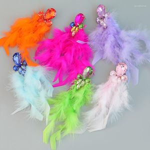 Orecchini pendenti Gioielli di piume colorate esagerati Orecchini vintage con zirconi Gioielli classici per le donne Accessori insoliti