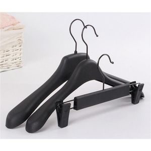 Jetdio Black Thick Wide Shoulder Plastic Clothes Hanger for Coats Jacket and Fur 10 Pieces Lot T200211273T