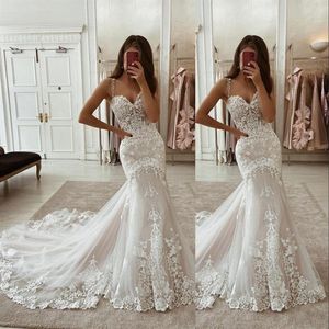 2020 Neue arabische Aso Ebi Meerjungfrau Brautkleider Spaghettiträger Illusion Spitze Applikationen Hofzug Tüll Plus Size Formal Bridal245q