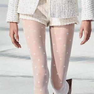 Mulheres meias meias 2022 sexy malha e c meias cc maré marca feminina oco rede de pesca com fundo preto white241f