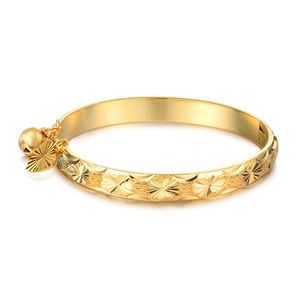 Härlig högkvalitativ gult guldpläterad klockor baby armband armband för barn barn barn trevlig gåva261m