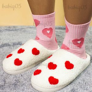 Slippers Come with Sock Winter Checkerboard Love Pattern Couples Slippers Fluffy Slide Cartoon Embroidery Warm Indoor Ladies Cotton Shoes babiq05