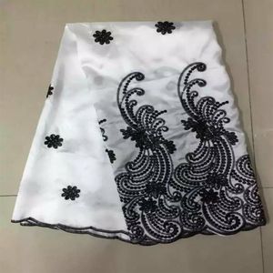 Tecido de renda George branco de 5 jardas com pequenas lantejoulas pretas design de flores renda de algodão africano para roupas JG1-9291m