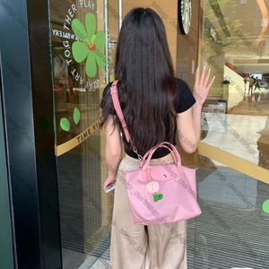 High quality wholesale horse Handbag Large Big Bag Capacity %90 Off Wholesale and Cloth Shoulder sac Size Beach fashion Tote bag Designer Nylon Purses Shopping tasche