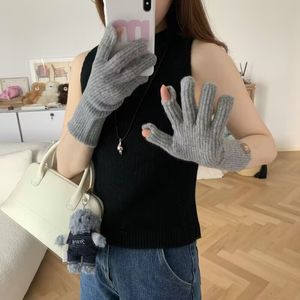 Kvinnor Winter Wool Cashmere Gloves Pekskärmsdesigner Varm anti-halk Touch Pure Gloves For Gift Solid Color