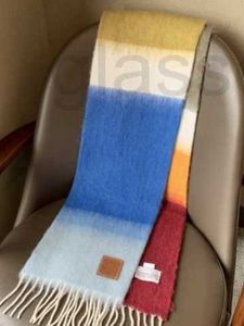 Halsdukar designer ny randig ullscarf för kvinnor på hösten och vintern, ny mohair regnbåge gradient blandning tofs sjal jxfo