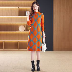 2023 Designer Orange Plaid Sweaters Dress Autumn Winter Chic Soft Warm O-Neck Vacation Party Midi Frocks Long Sleeve Slim Elegant Knitted jumper Dresses Plus Size