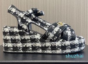 zeppe tacchi designer di lusso da donna sandalo Suola in gomma Moda casual Scarpe di sabbia