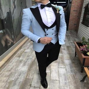 Högkvalitativ en -knapp ljusblå brudgum tuxedos topplapel groomsmen mens kostymer bröllop prom middag blazer jacka byxor väst tie257x