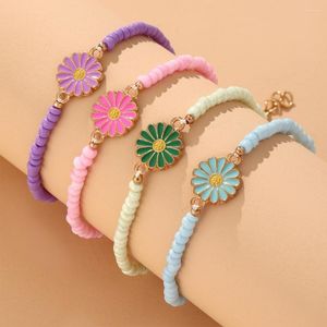 Charmarmband koreanska blommor Daisy Bohemian Colorful Crystal pärlstav armband handgjorda för kvinnor pulseira smycken 4 st/set