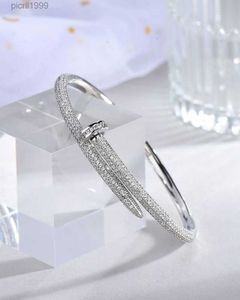 Donia smycken armband armband överdrivet stål mikroinlidit från europeiska och amerikanska modedesigner med tur