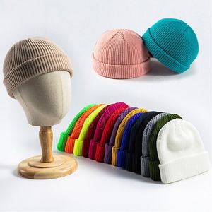 Berretti invernali caldi Casual filo corto Cappello Hip Hop Uomo adulto Femmina Berretto con teschio lavorato a maglia in lana Berretto unisex elastico Donna Uomo