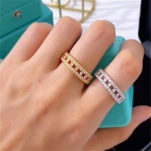 Luxury Fashion Designers T-Grid Diamond Ring Classic Hollowed Out Rings Essential Gift For Men Women Jewelry Gold and Silver 2 Col329a