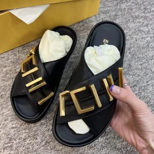 Luxury Shoe Designer Woman Sandal Man Slide Summer Classic Rubber Thick Platform Slipper Golden Metal F Letter Graphy Leather Crossover Band Shoe With Box