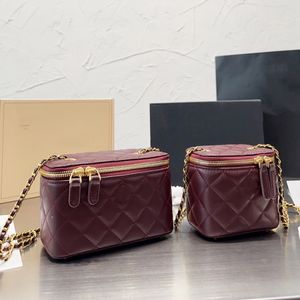 Crossbody Tasarımcı Çanta Siyah Tasarımcı Çanta Makyaj Çantası Bayanlar Omuz Çantası Deri Deri Evrak Çantası Altın Zincir Ofis Seyahat Adı Marka Cüzdanları Lüksler Çantalar