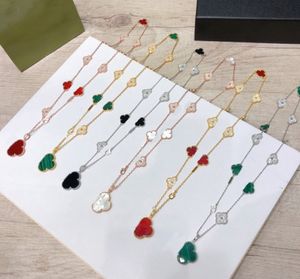 Color Diamond four leaf clover necklace women Gold Hanging pendant for women Designer jewelry High quality jewelry chain designer jewelry gift for parties