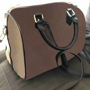 Luxuries Designer Women Bags Shoulder Bag Mens Handbags Luxury Shopping Crossbody Fashion Messenger Pochette