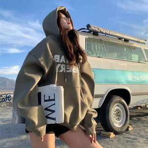 Kvinnors hoodies Sweatshirt Green Hoodie Letter Print Drawstring Sweatshirt Korean Fashion Hip Hop Leisure Fleece Thicken Winter Tops Pullover 230918