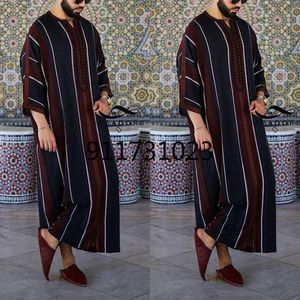 Abbigliamento etnico 2022 Eid Ramadan Abito musulmano Abiti di moda Uomo Caftano Allentato Casual Abaya Uomini Modesti Abiti da gioventù Qamis Homme Isl3277
