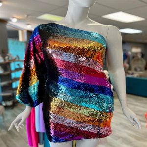 Mehrfarbiges Cocktail-Silvesterkleid 2023, lange Puffärmel, Regenbogen-Pailletten, Damen-formelles Event-Partykleid, einschulterig, kurze Clubnacht, Ou224V