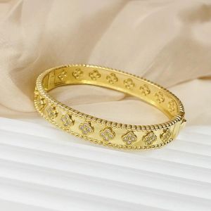 classic van clover bracelet designer bracelet signature bracelet kaleidoscope threecolor gold diamond bangle for women valentines designer designer jewelry