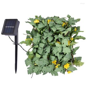 Dekoratif Çiçekler Zarif Gizlilik Ekran Çit Su geçirmez Yaprak Dekoru Hava Dayanıklı Yeşil Kaplama Güneş LED Işıkları