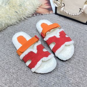 Тапочки зимняя тапочка мода Lazy Lazy Plat Bottom Hotel Casual Slipper Women Designer Shoes Sexy Lady Cartoon Plush Slush Slush Держите теплые шерстяные провалы в коробке 011