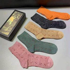 Дизайнерские женские и мужские носки пяти брендов роскоши, спортивные чулки, зимние сетчатые носки с буквами, хлопковые носки с коробками2296