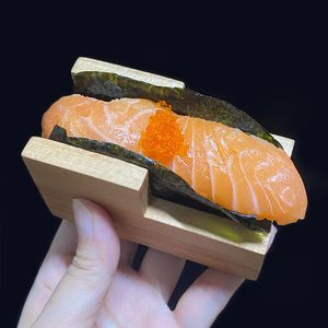 Narzędzia sushi taco uchwyt drewniany japoński talerz Rolka łodzi pokarmowa narzędzie narzędzie stojak na przekąskę Akcesoria Restauracja Bufety dostarcza 230918