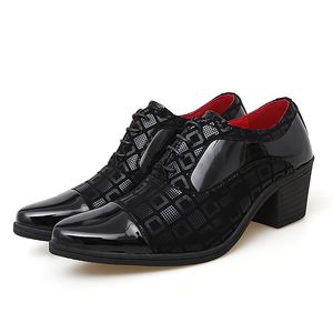 Moda xadrez vermelha sapatos masculinos de couro apontado sapatos de salto alto homens altura crescente sapatos de casamento zapatos hombre para meninos botas de festa