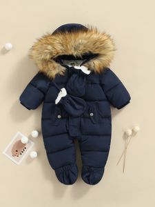 Rompers Toddler Boy Winter Snowsuit Hooded Coat Romper With Footies och barnvagnshandskar fleece -foder Jumpsuit för värmekomfort 230918