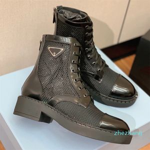 2023-Brushed Leather and Mesh Ankle Boots Flat Heel Poinded Toe Booties女性の豪華なデザイナー最高品質のファッションカジュアルなウエスタンドレスシューズファクトリーフットウェア