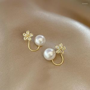 Stud Earrings 2023 Arrival Fashion Water Drop Simple Light Luxury Zircon Female Ins Trend Pearl Flower Jewelry